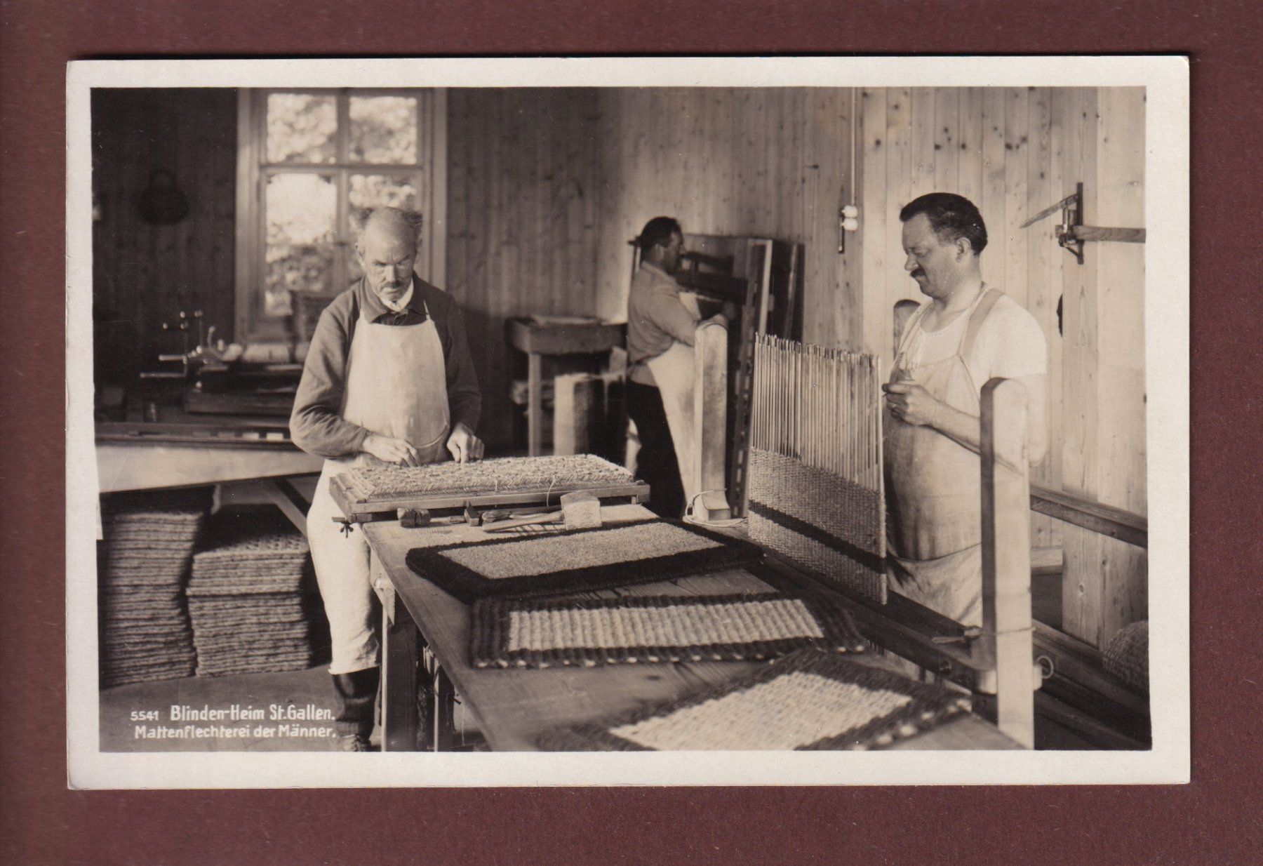 Cartoline postali: ST. GALLEN - Blinden-Heim - Mattenflechterei – Usato da Pully venduto da nicecards