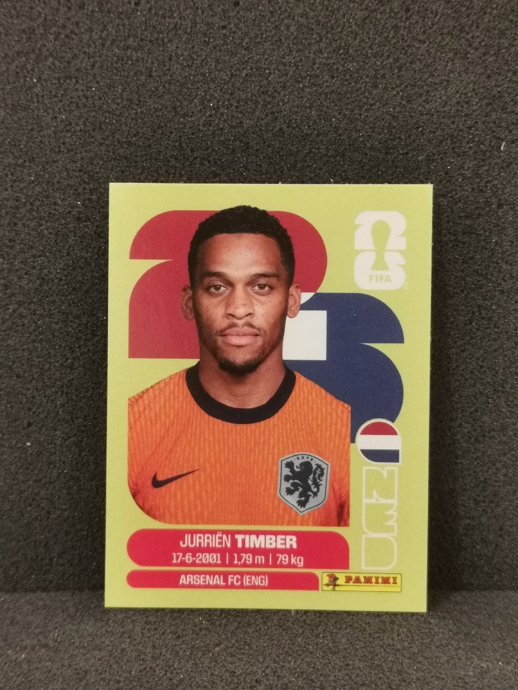 Panini Carte collezionabili: Panini Wm 2026 Sticker :Jurrién Timber Ned 5 – Usato da Einsiedeln venduto da sza_588x