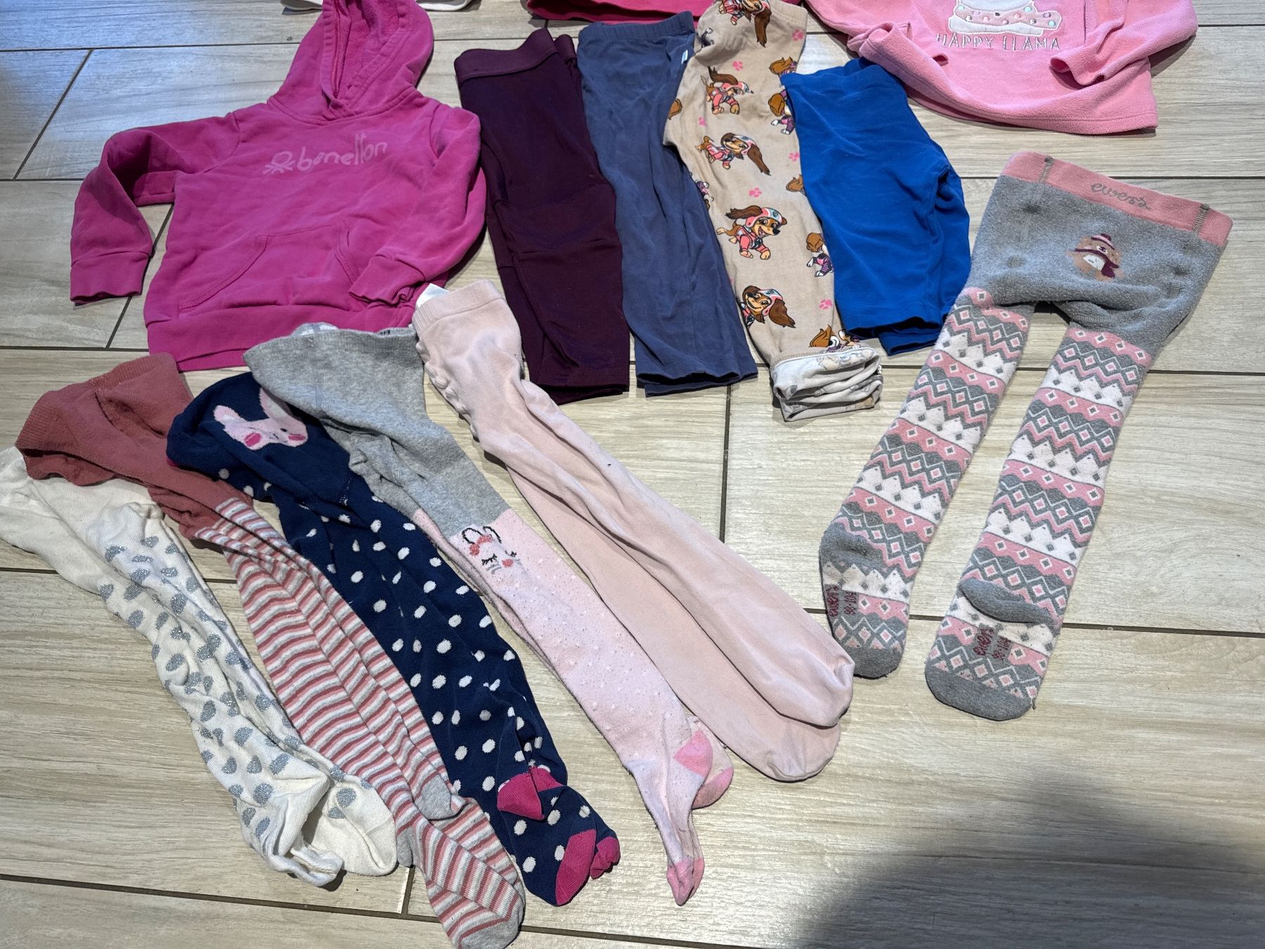 Ensembles coordonnés: Winter Set Mädchen Gr 98-104 , 23 teilig – D'occasion à Gelterkinden par Familienferien 4