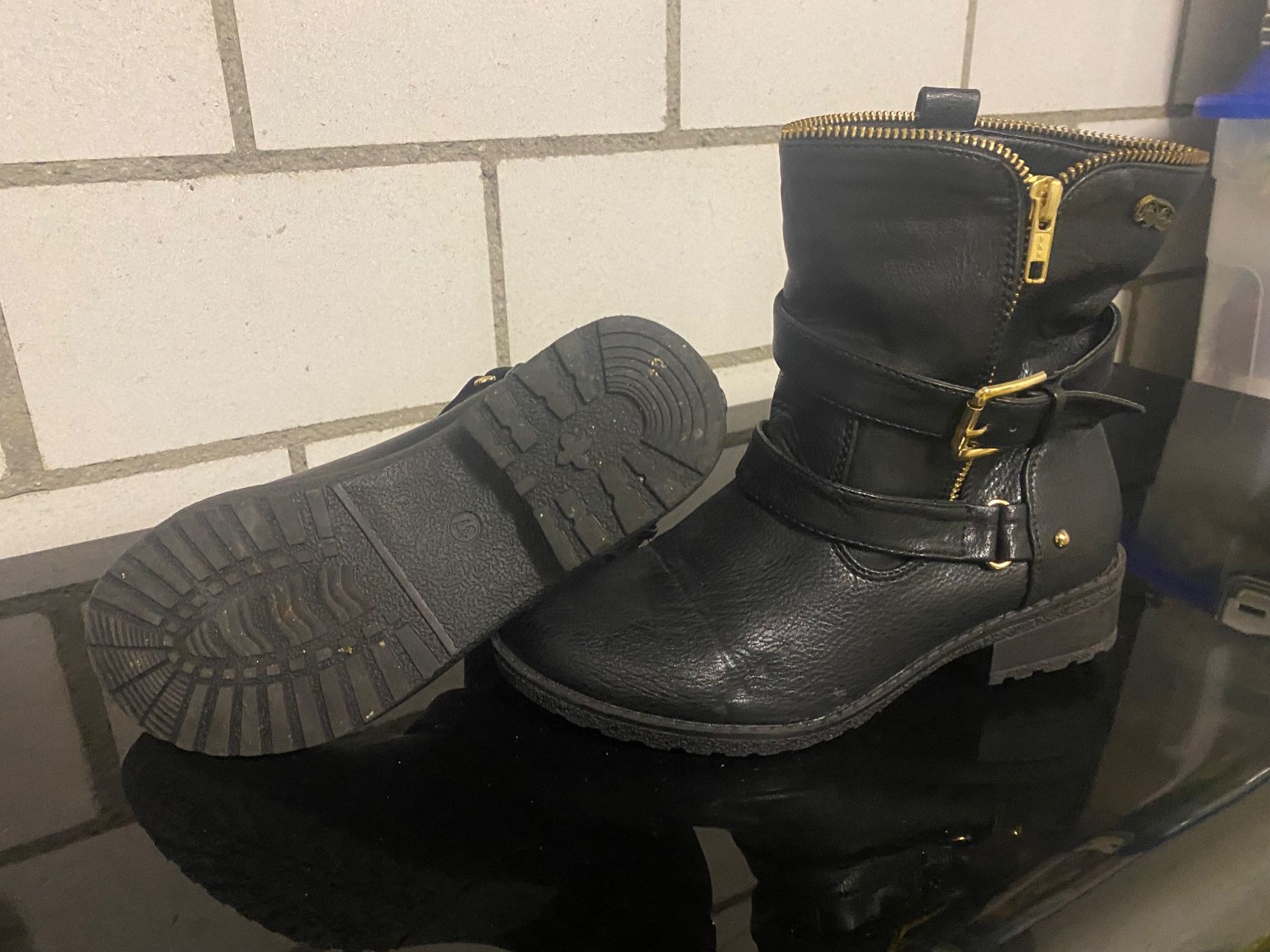 Buffalo Scarpe da donna: Buffalo Boties Schwarz 37 – Usato da Zofingen venduto da _ina 1