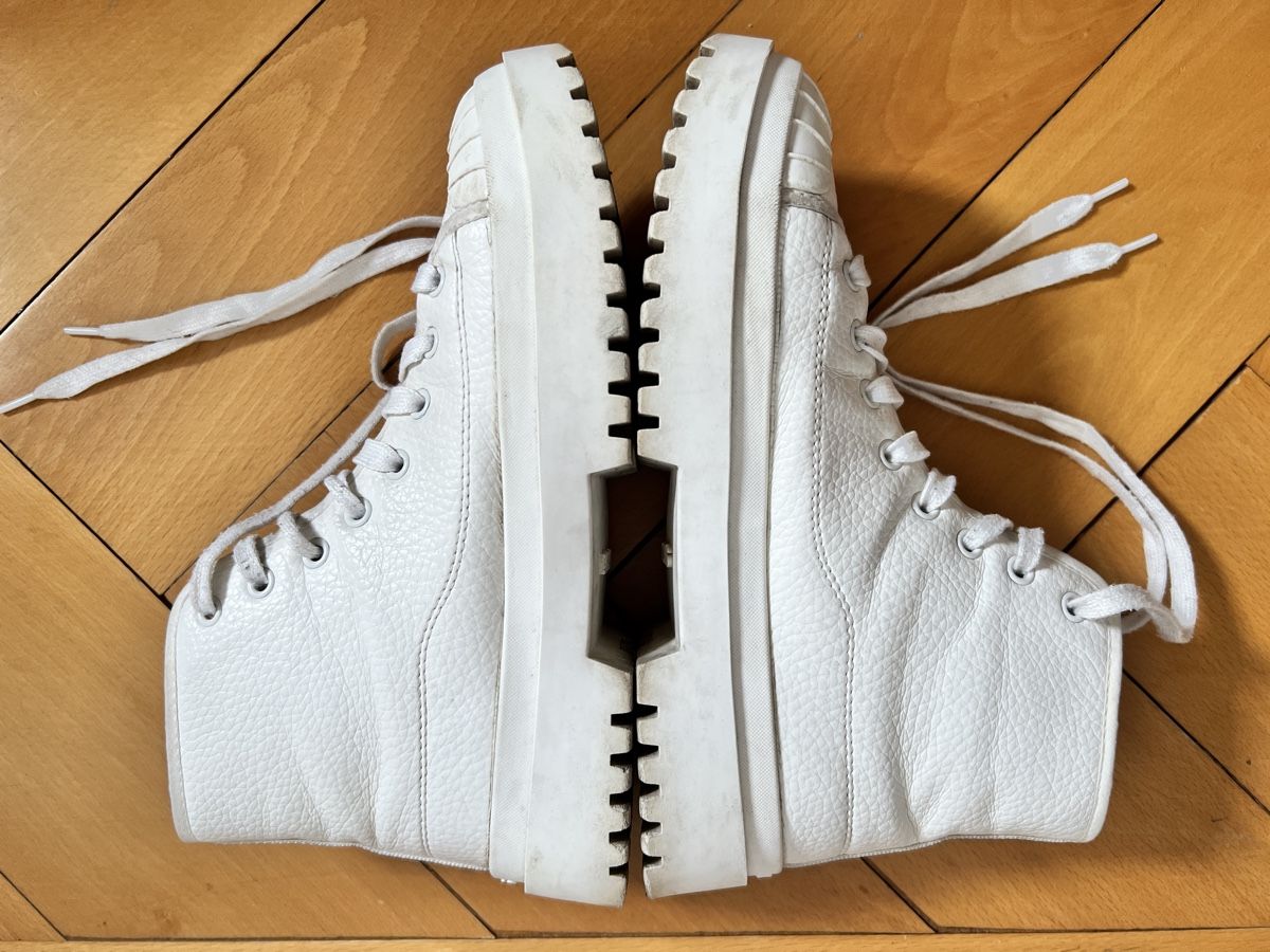Levi's Scarpe da donna: Levi's Sneaker Weiss Gr. 39 – Usato da Zürich venduto da len_2rmp 2
