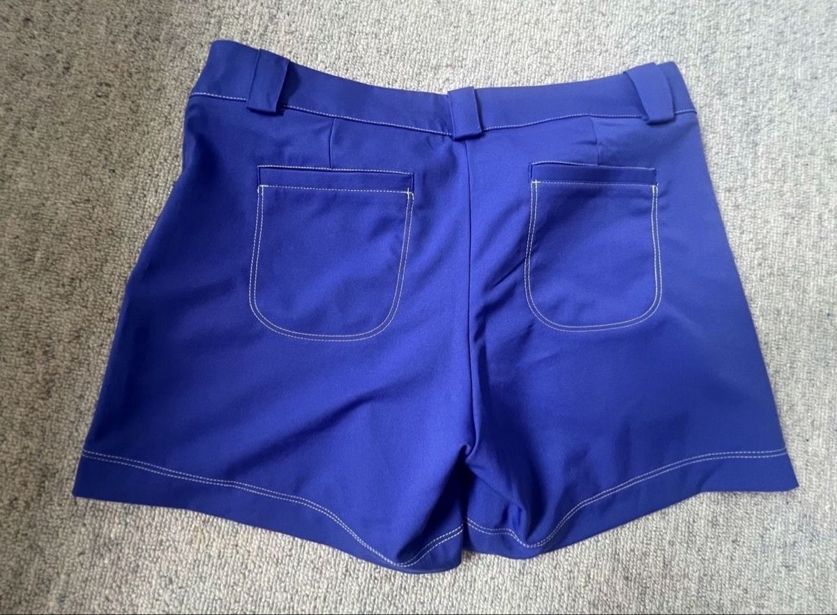 Nike Pantaloni: Nike Sportshorts Grösse M – Nuovo (secondo la descrizione) da Dübendorf venduto da ali_g7p8 1