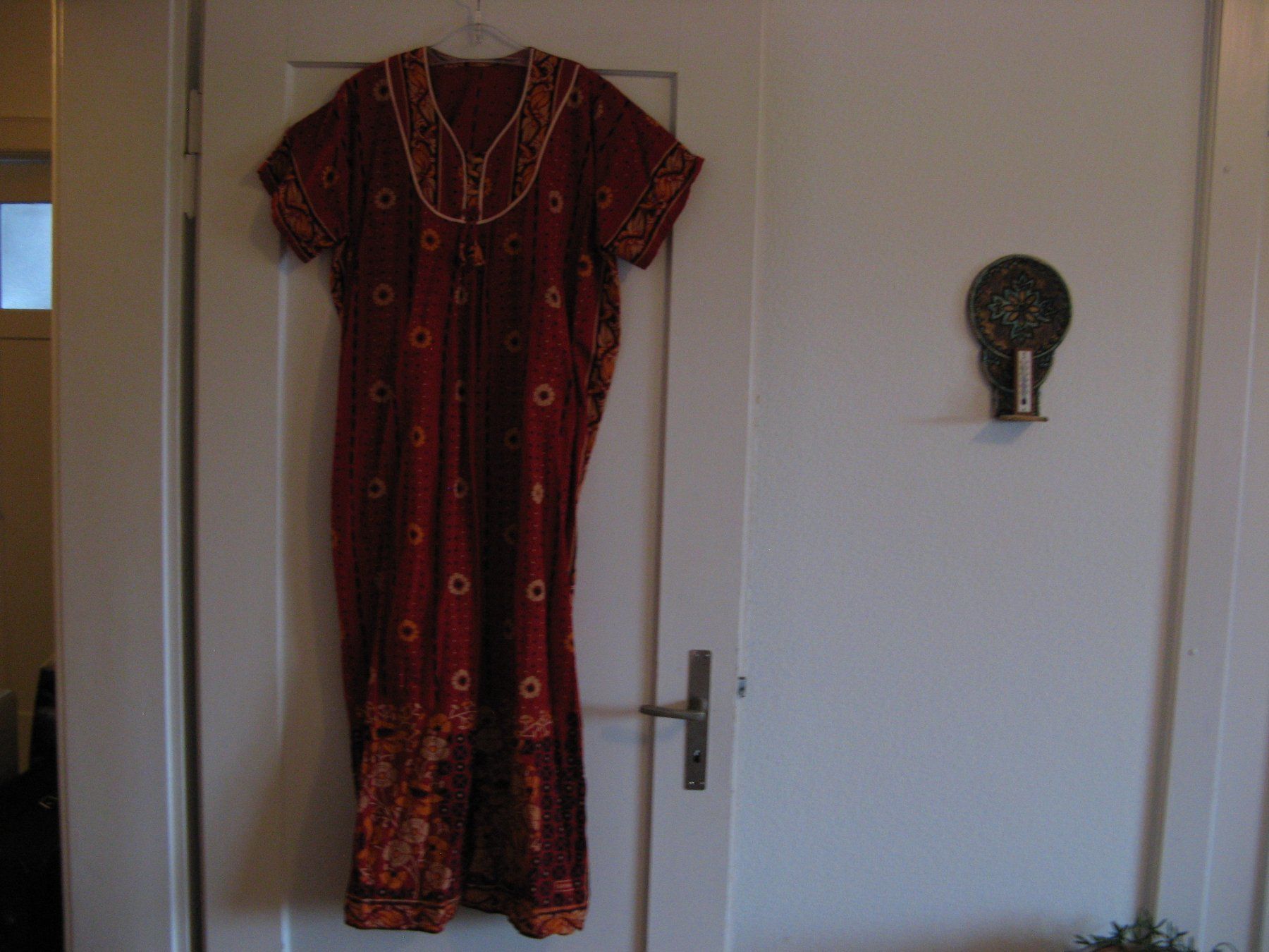Vestiti: Hauskleid Gr. 42/44 oder L – Nuovo (secondo la descrizione) da Zürich venduto da apil