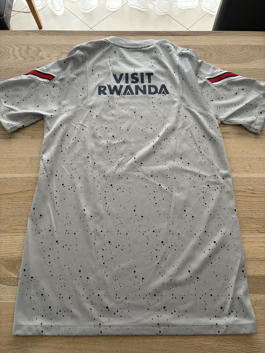 Jordan Maillots de corps & Pantalons: PSG Trainingstrikot 21/22 – D'occasion à Domat/Ems par tim_lq6b 5