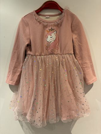 Herziges Kleid Gr. 104