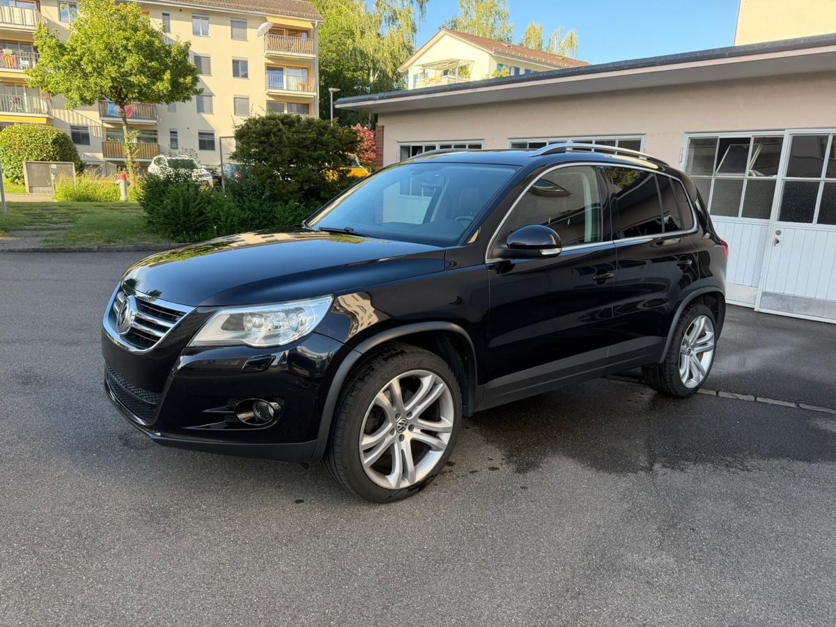 VW Automobili: Vw Tiguan 2.0 TSI  – Usato da Rüti ZH venduto da ES95 3