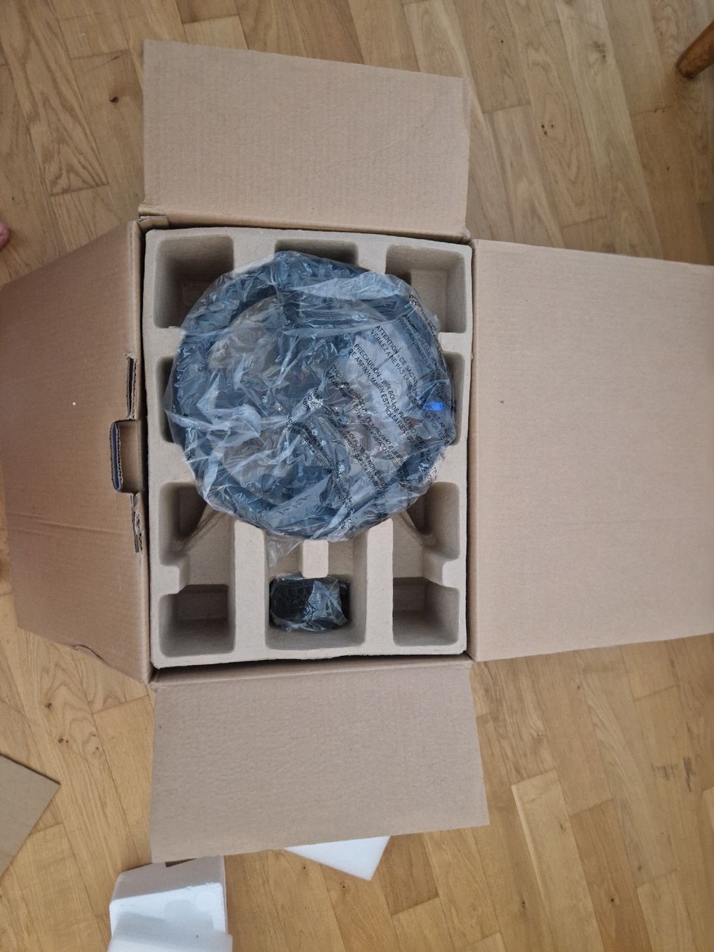 Thrustmaster Manettes: Thurstmaster T300rs – D'occasion à Zürich par Cedric345 1