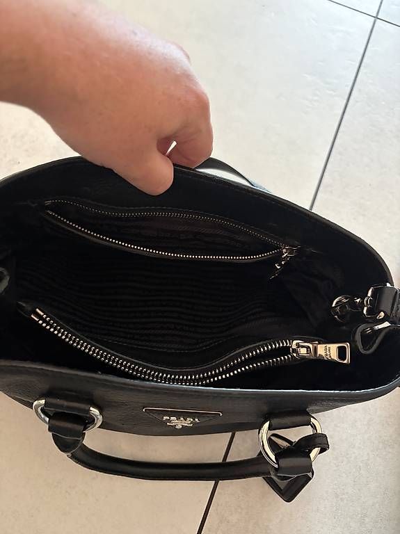 Sacs femmes: Prada Tasche  – D'occasion à Derendingen par per_gwh9 3