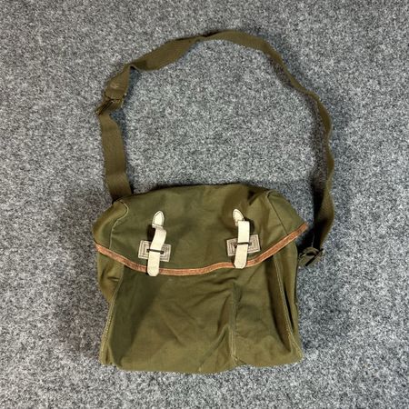 1951 gas mask bag