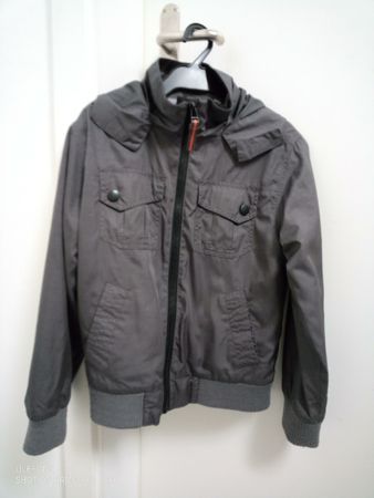 Übergangsjacke/ Coole Jacke Gr. 134
