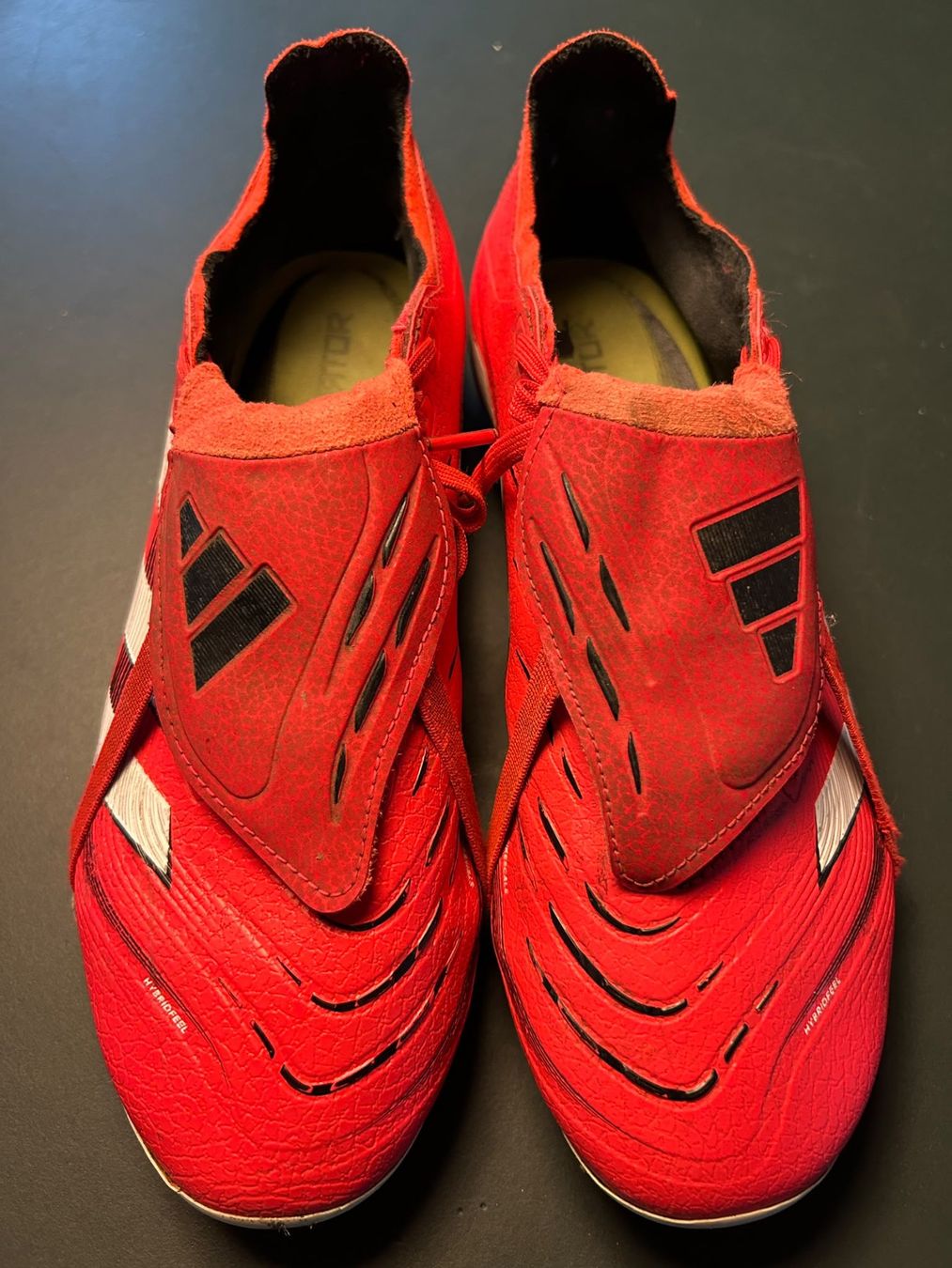 Adidas Scarpe da uomo: Adidas Predator League Rot – Usato da Luzern venduto da 12hundert