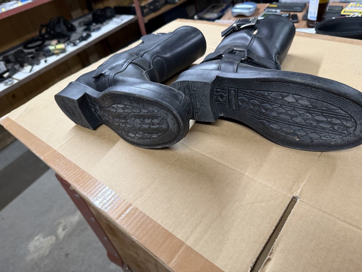 Damenschuhe: Daytona Motorrad Stiefel Gr. 41 – Gebraucht aus Brienz BE von soto718 3