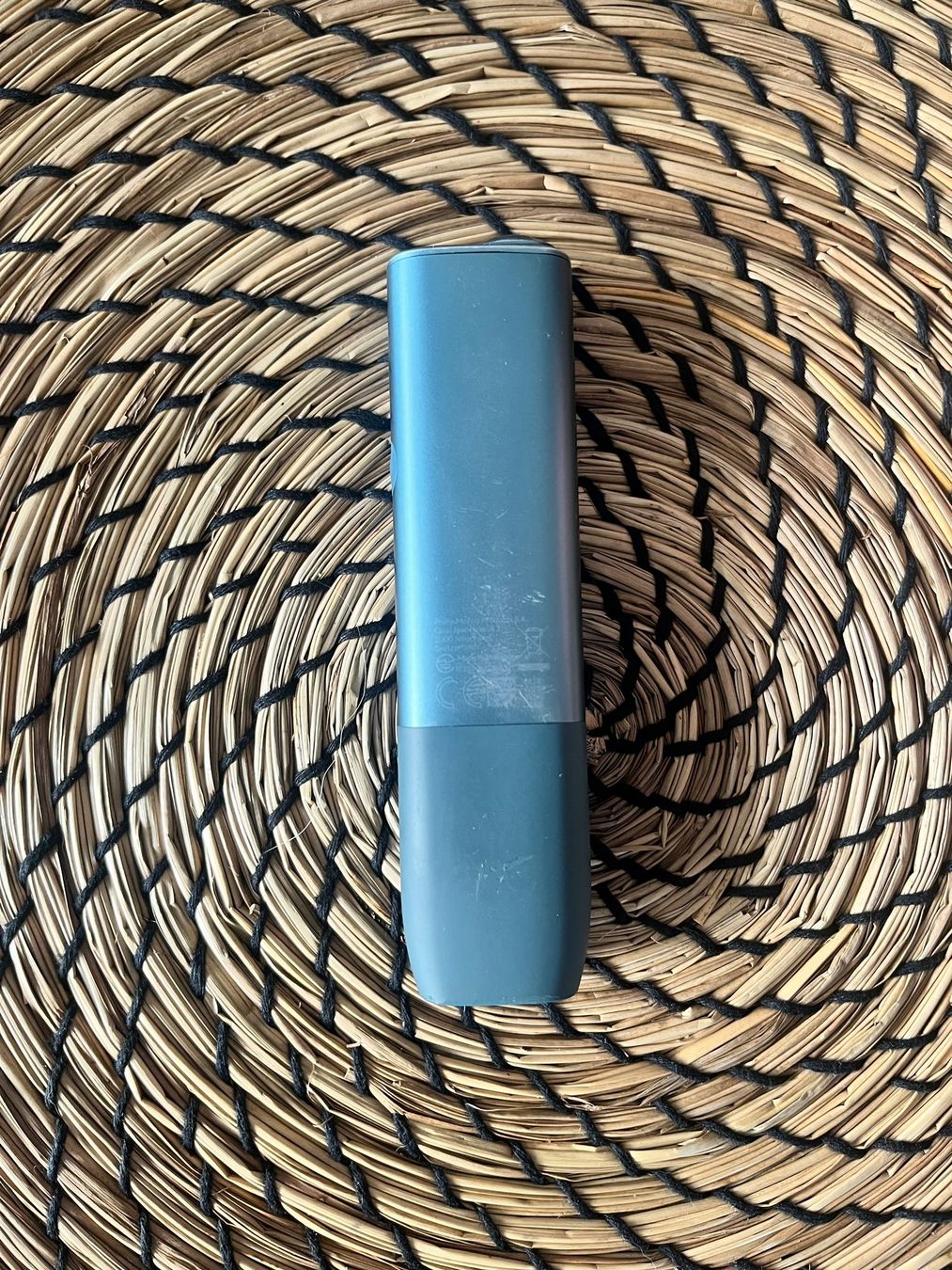 Iqos Altri Prodotti per fumatori: Iqos Iluma – Usato da Unterkulm venduto da flo_9cj7