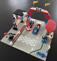 LEGO Set 6381 Classic Town Motor Speedway