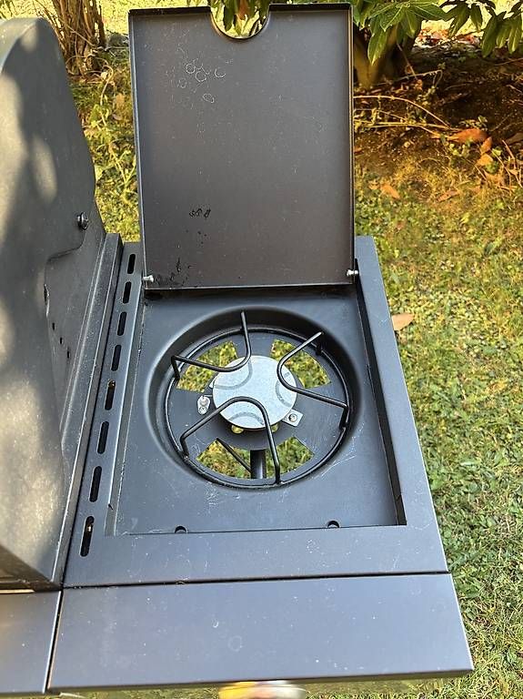 Gonser Griglie: Gas Grill Gonser !!! Gebraucht – Usato da Widnau venduto da ethimon 3
