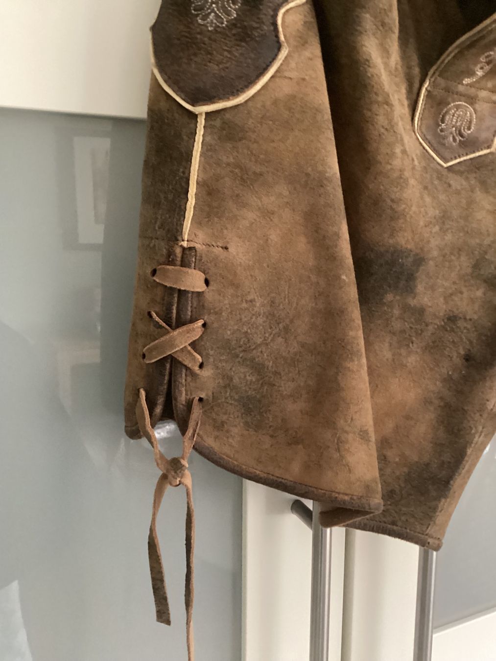 Pantalons: Trachtenmode Lederhose – D'occasion à Niederglatt ZH par SylvieVol 6