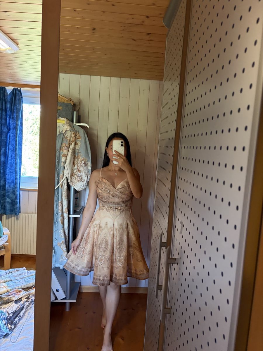 Kleider: Elegant Silk Blend Dress – Neu (gemäss Beschreibung) aus St.Josefen von lop_lh8d 8