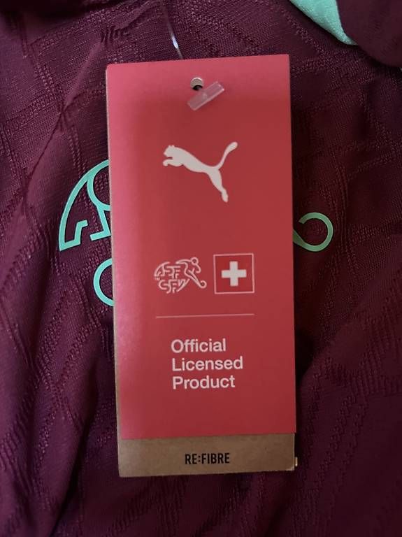 Puma Canottiere & Pantaloni: Schweiz Training longsleeve neu original – Nuovo e nell'imballaggio originale da Chiasso venduto da pao_8chd 3