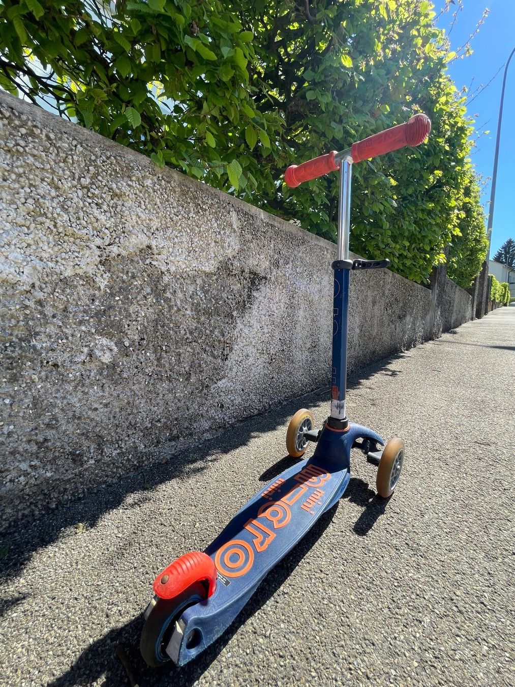 Micro Kickboard: MICRO_Mini_Blau/Rot – Usato da Flawil venduto da Waldau1B 8