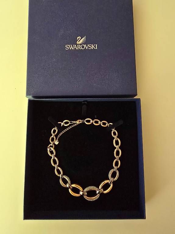 Swarovski Altri gioielli: Halskette mit Armband und Ohrringe – Nuovo e nell'imballaggio originale da Strengelbach venduto da Golf0