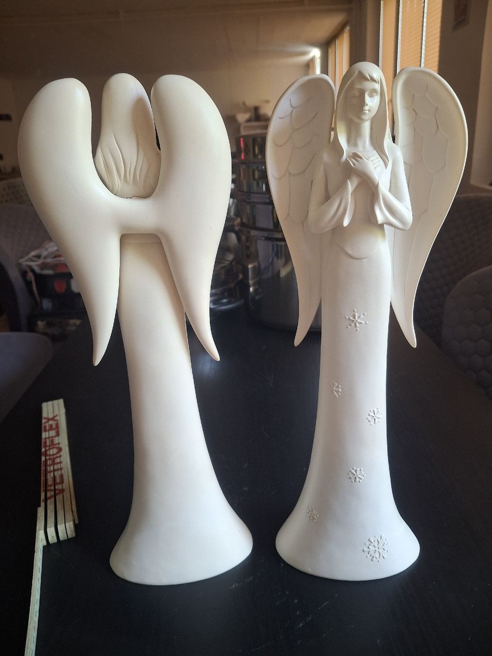 Toutes les décorations: 2 mal Engel Figuren  – D'occasion à Aarburg par ssi_ckz5 1
