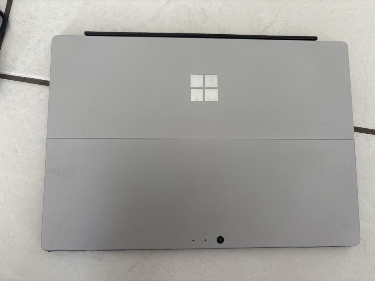 Microsoft Notebook: Microsoft Surface Pro (2017) | i5 | 8 GB RAM | 256 GB SSD – Usato da Romanshorn venduto da Leonii 2