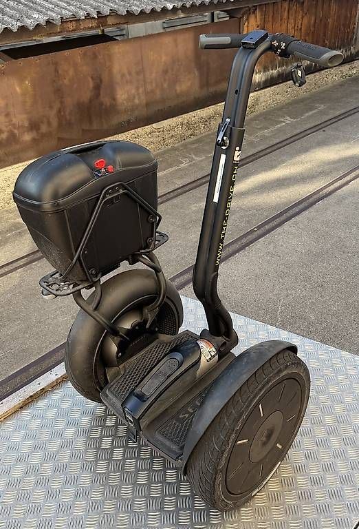 Elektromobile: Segway i2, DEFEKT (Akkus) – Gebraucht aus Rüti ZH von Philippek