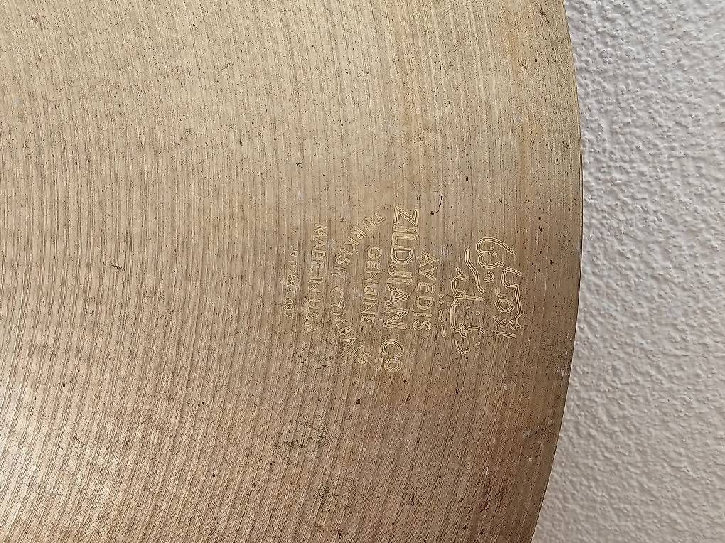 Zildjian Instruments de musique: Zildjian A Medium Ride 20" – D'occasion à Schaffhausen par wch24 2