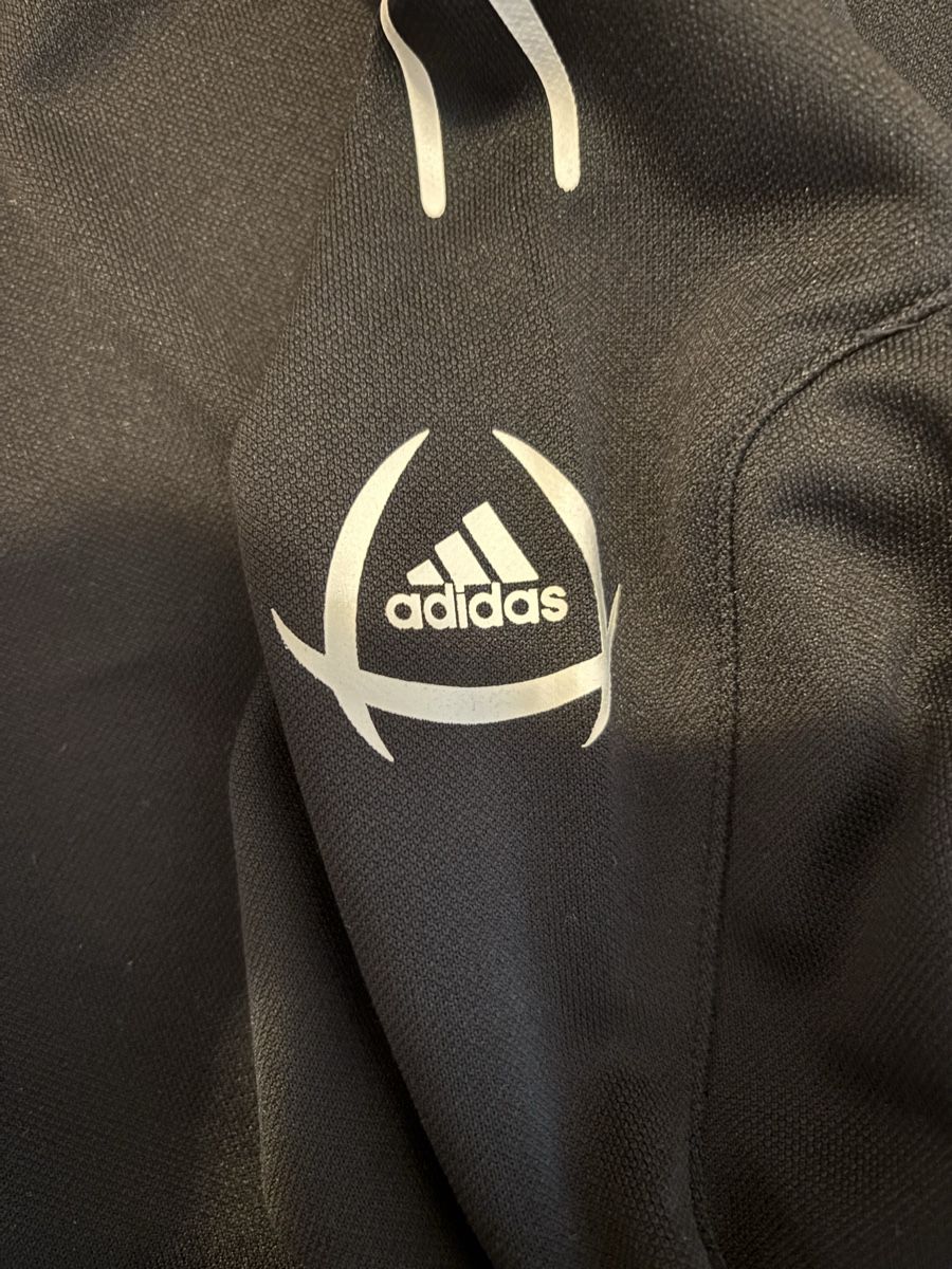 Adidas Leibchen & Hosen: Adidas Traineroberteil – Gebraucht aus Zürich von ChampShirts 3