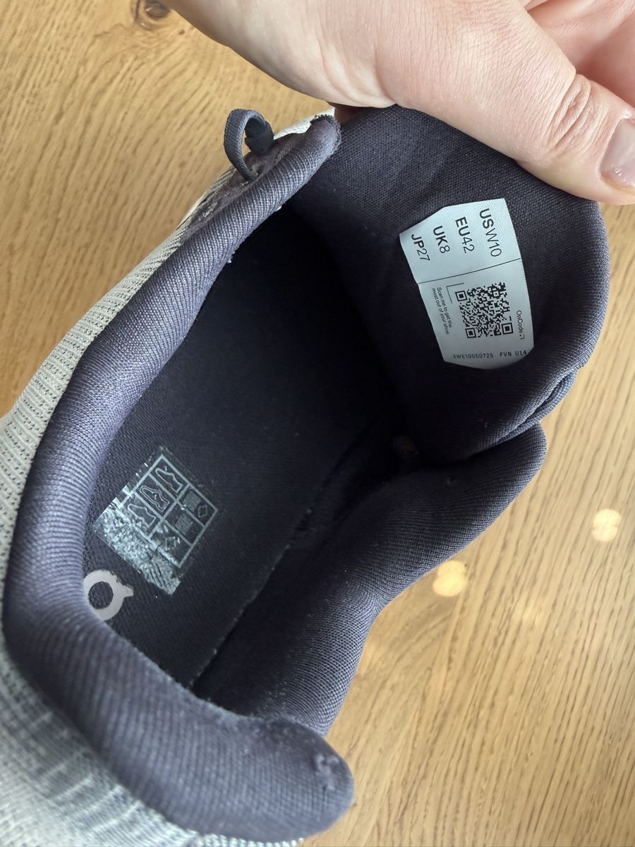 On Scarpe da uomo: On running Cloudtilt 42 – Usato da Châtelaine venduto da Veradat 1