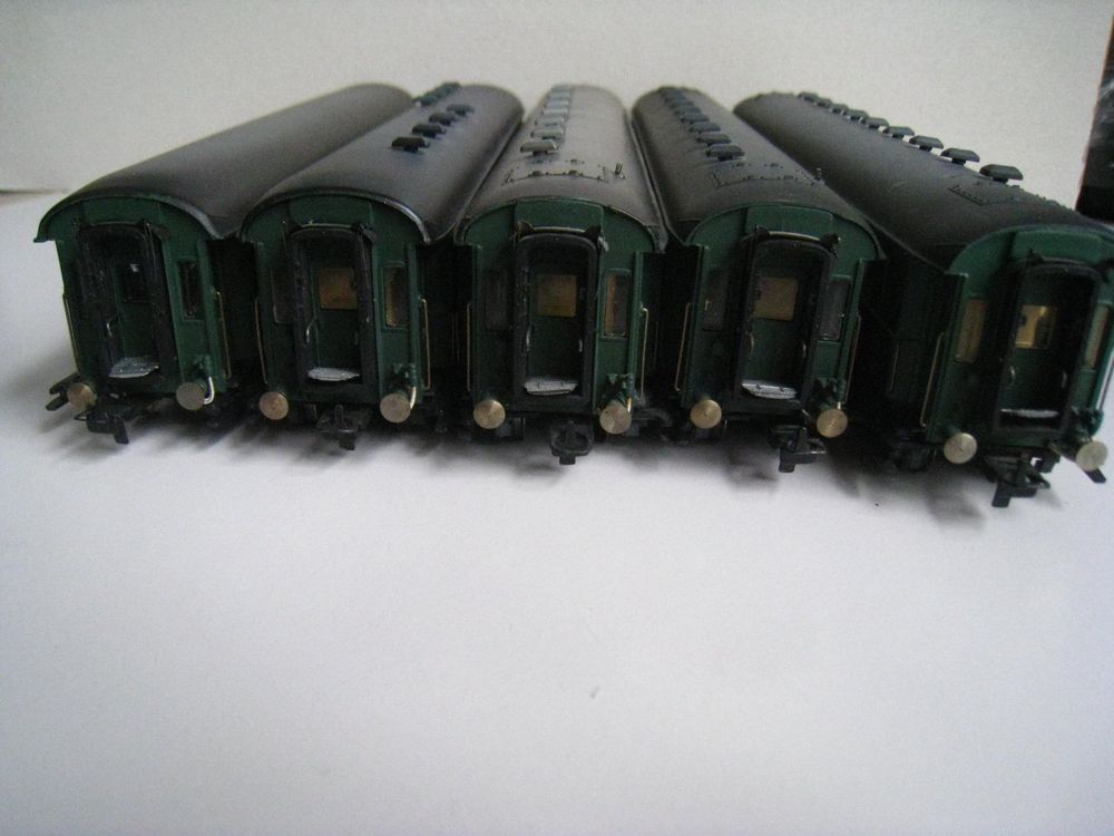 Metropolitan Modelleisenbahnen: Metrop 5 Wagen-Set der SBB, UIC Version, 7110 – Gebraucht aus Buchs ZH von swiss-train 8