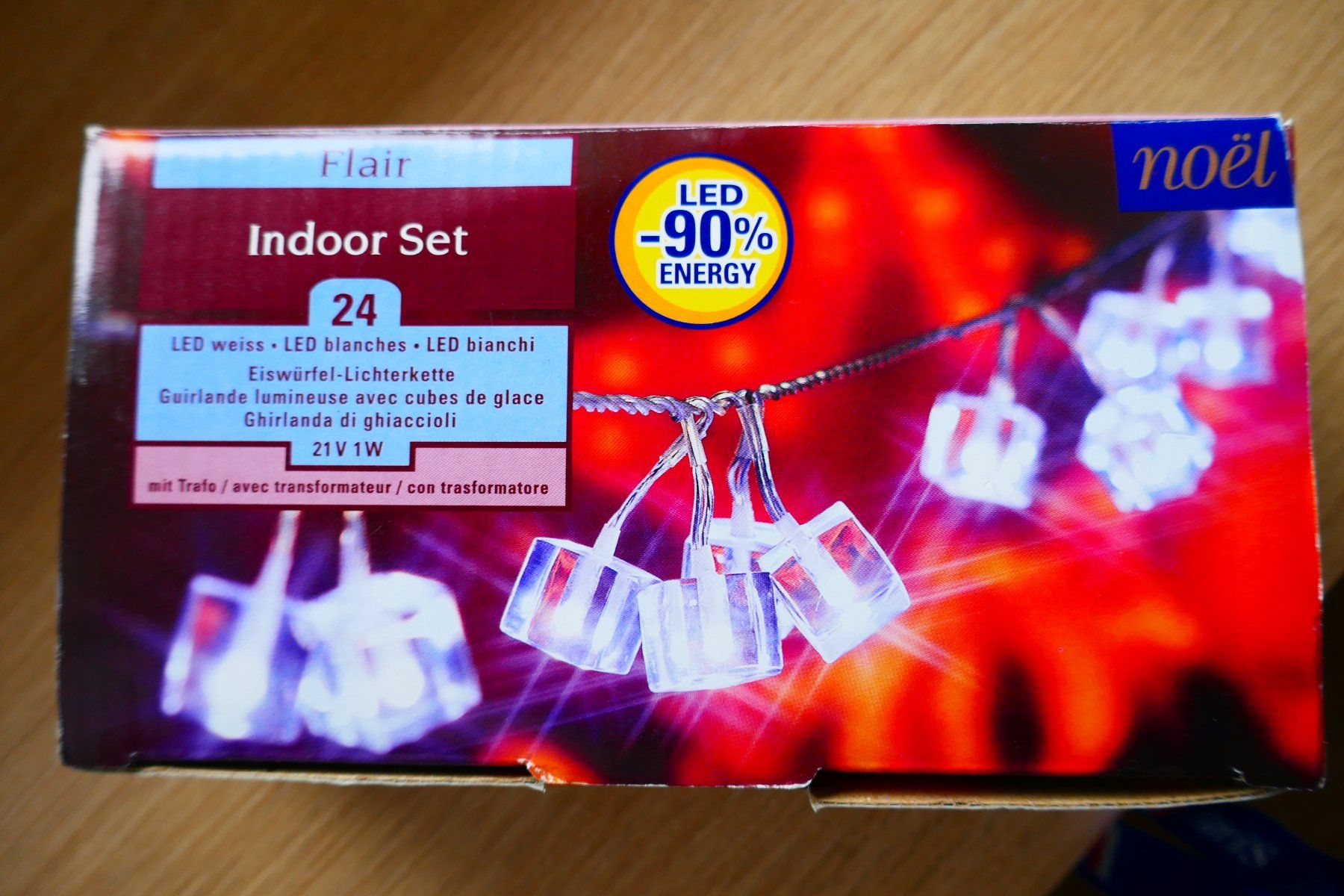 Migros Ghirlande e barre luminose: Lichterkette Eiswürfel LED – Nuovo (secondo la descrizione) da Tegerfelden venduto da X-Truck