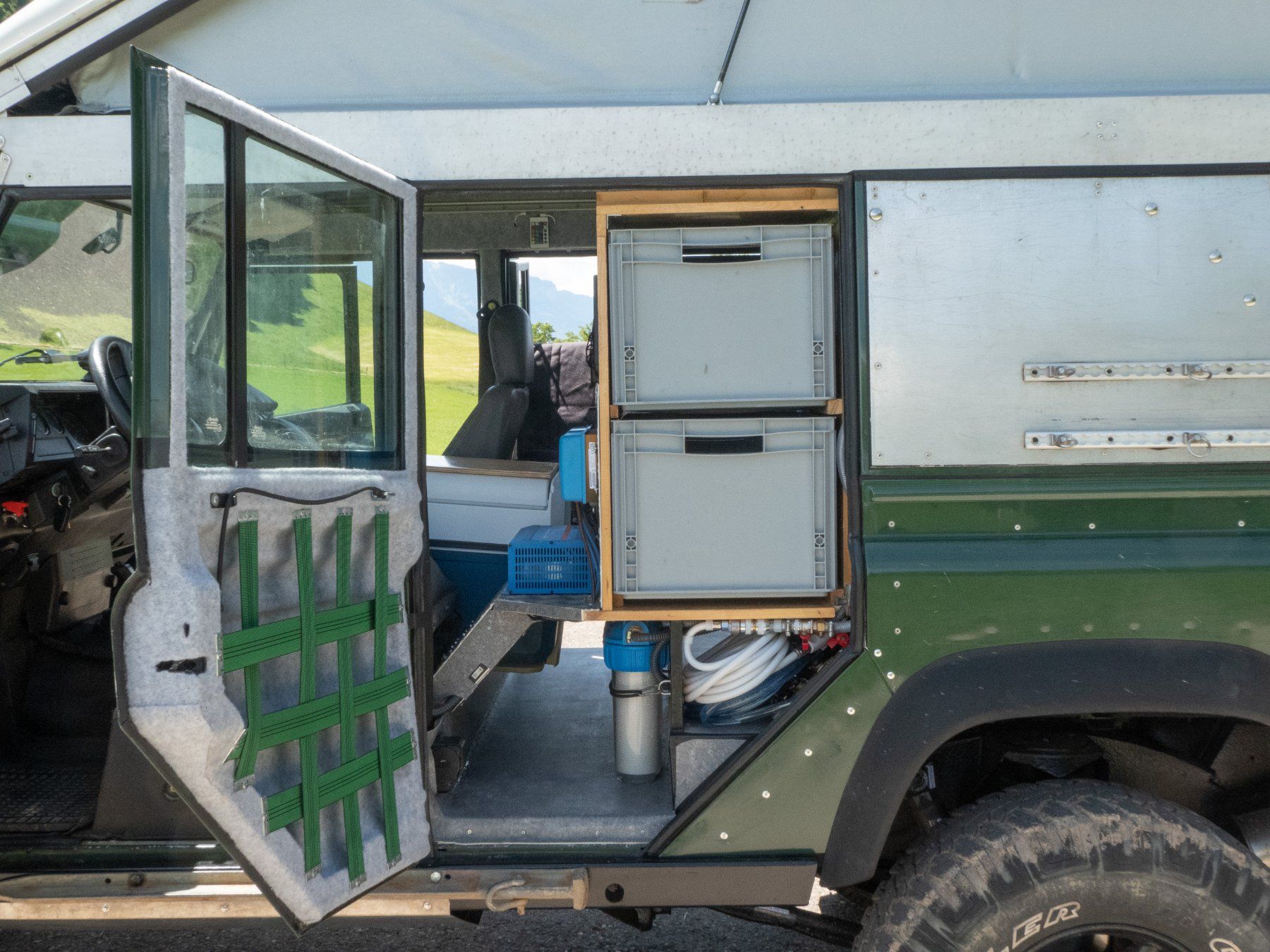 Automobili: LandRover Defender TD5 tout équipé – Usato da Pully venduto da jujuteb 6