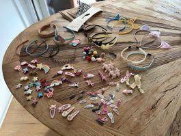 Neuwertiges Set Haaraccessoires Haarschmuck Haarbänder Spang