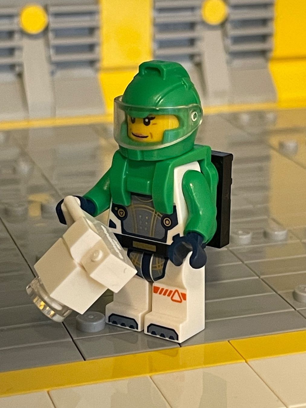 Lego Kit di costruzioni: Lego Space Minifigur grün Neu – Nuovo (secondo la descrizione) da Lengnau AG venduto da Chefe43