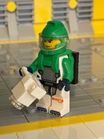Lego Space Minifigur grün Neu