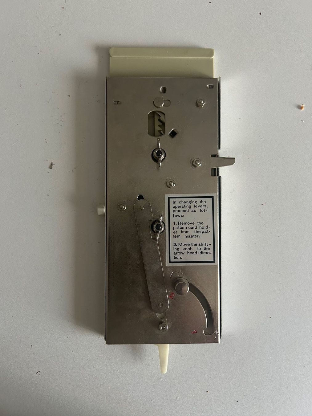 Tutte le macchine: Pattern Maker pour machine à tricoter PASSAP F-200 – Usato da onex venduto da Rooooooooooooooob 2