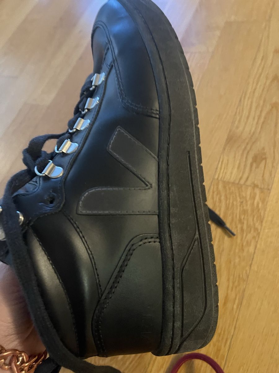 Veja Herrenschuhe: Schuhe VEJA Sneaker Schwarz Leder Gr. 37 – Gebraucht aus Rüschlikon von Lajniii 7