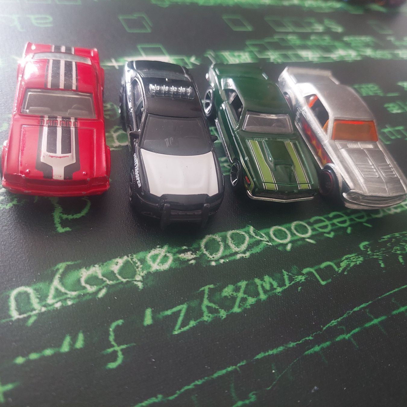 Hot Wheels Giocattoli: Mattel Majorette Hotwheels Autos 1/64 – Usato da Ermenswil venduto da Ingram0 2