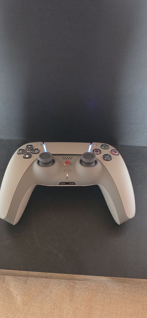 Sony Manettes: Controller für PS5  – D'occasion à Eggiwil par not_qhp7 2