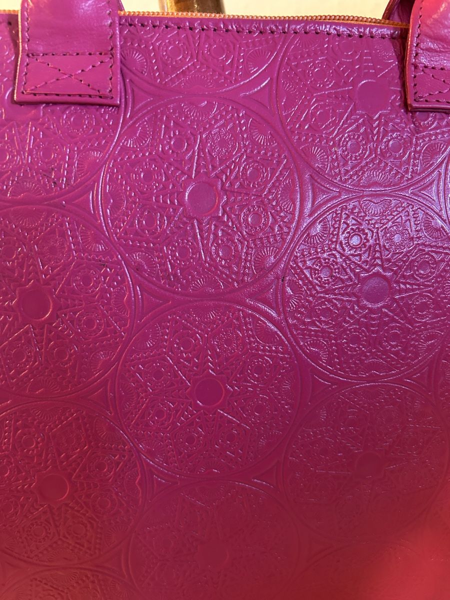 Valigie & Borse: Pochette rose  – Usato da Lausanne venduto da SavaLilie 1
