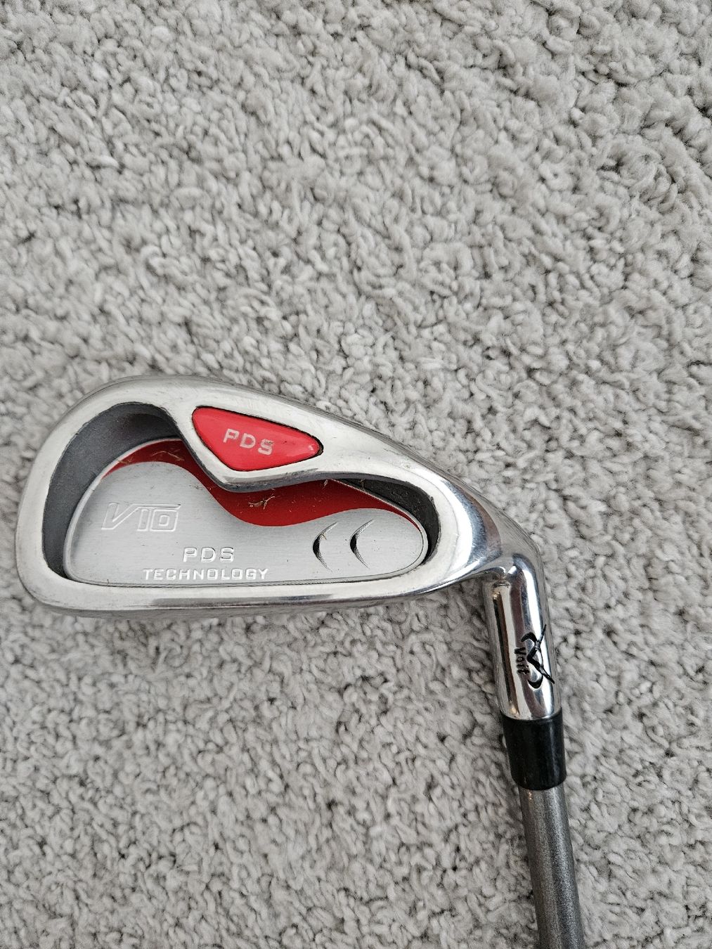 Mazze & Set: Voit V10 Technology Eisen 9- Golfschläger Top Zustand – Usato da Schaffhausen venduto da GreenApple212