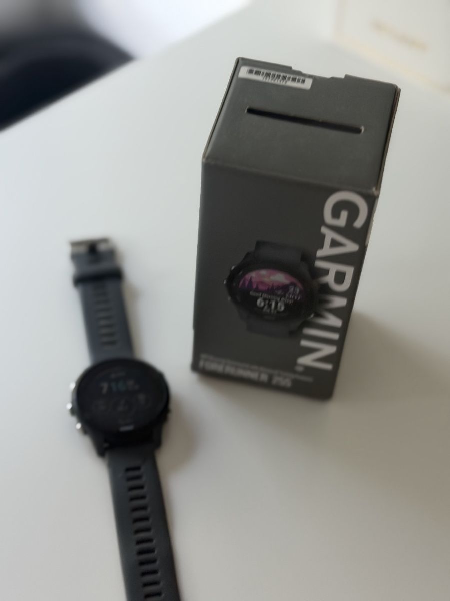 Garmin Smartwatch: Garmin Forerunner 255 (46mm) – Gebraucht aus Schlieren von mer_r26x