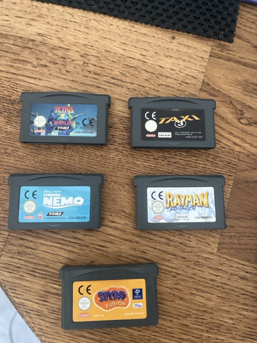Nintendo Consoles: Console Game Boy Advance SP bleue avec 5 jeux et câble – D'occasion à Vétroz par jer_xgh6 8