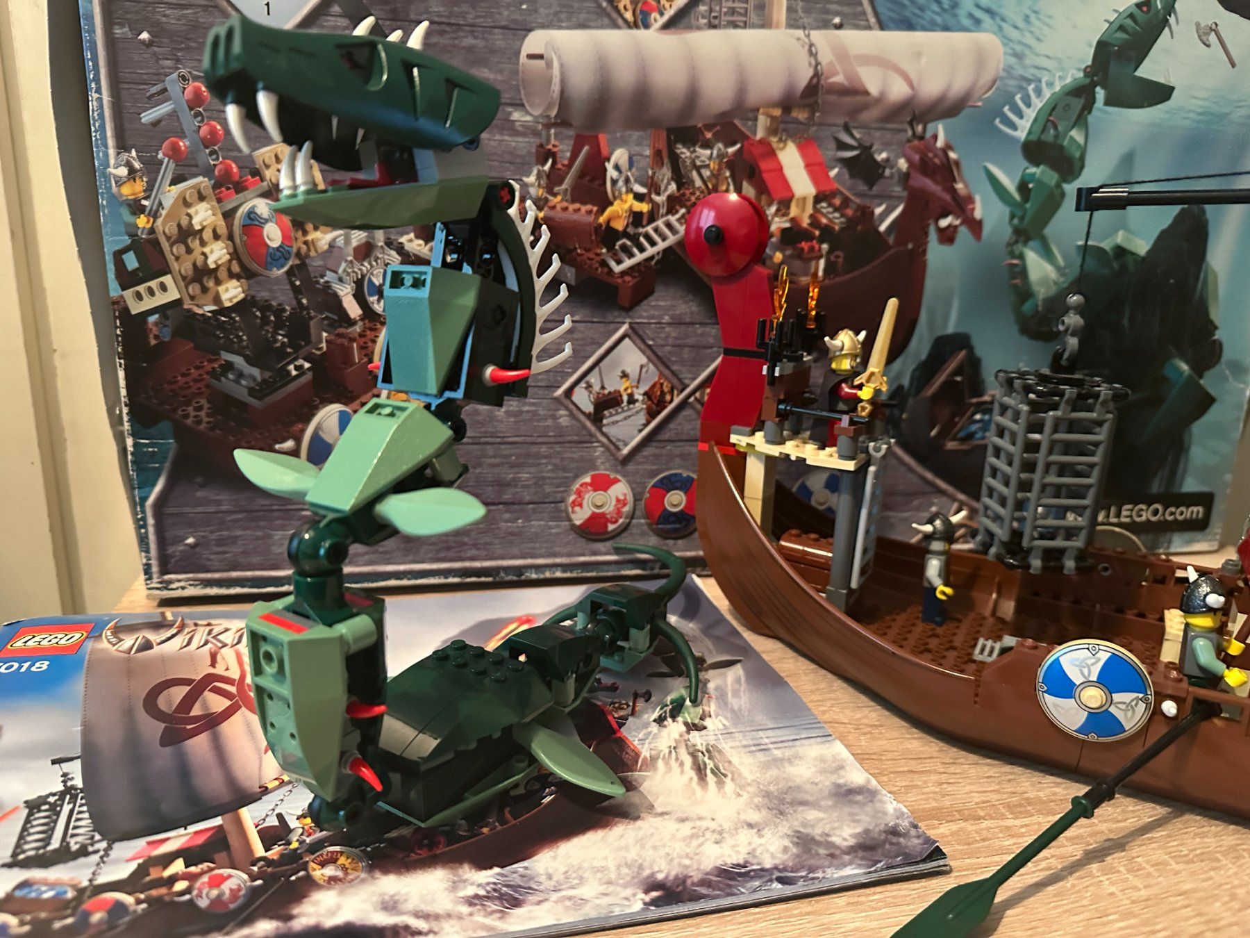 Lego Kit di costruzioni: LEGO 7018 Viking Ship challenges the Midgard Serpent – Usato da Basel venduto da Don-Angel 4