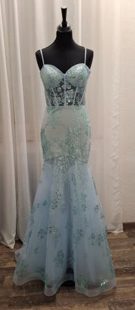 Hellblau kleid