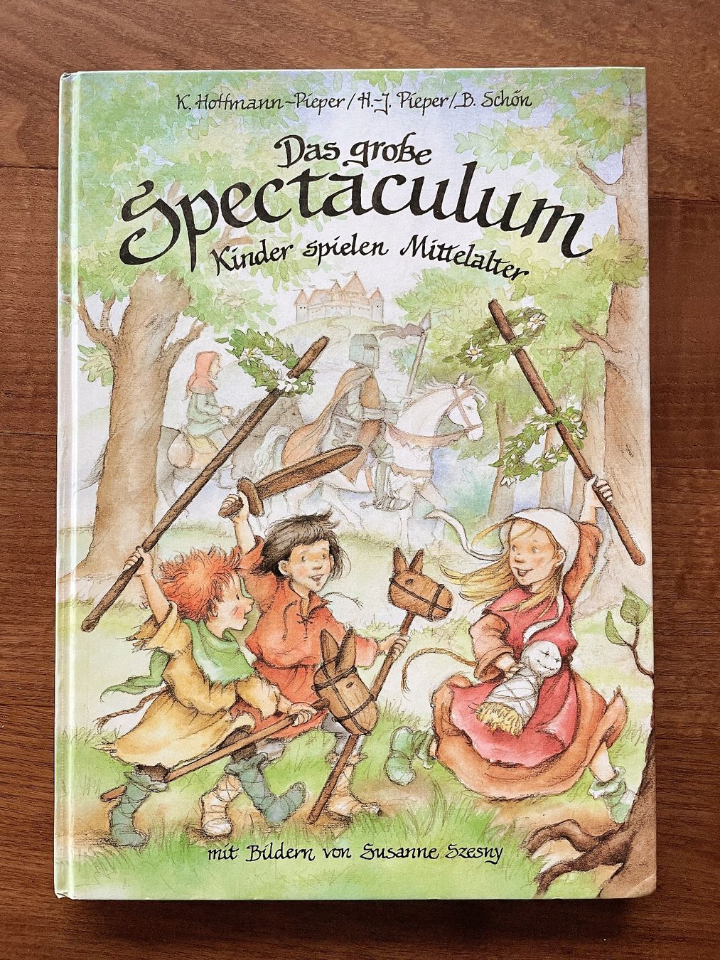 Libri: Buch "Das grosse Spectaculum" / Mittelalter – Usato da Bremgarten AG venduto da mamina54