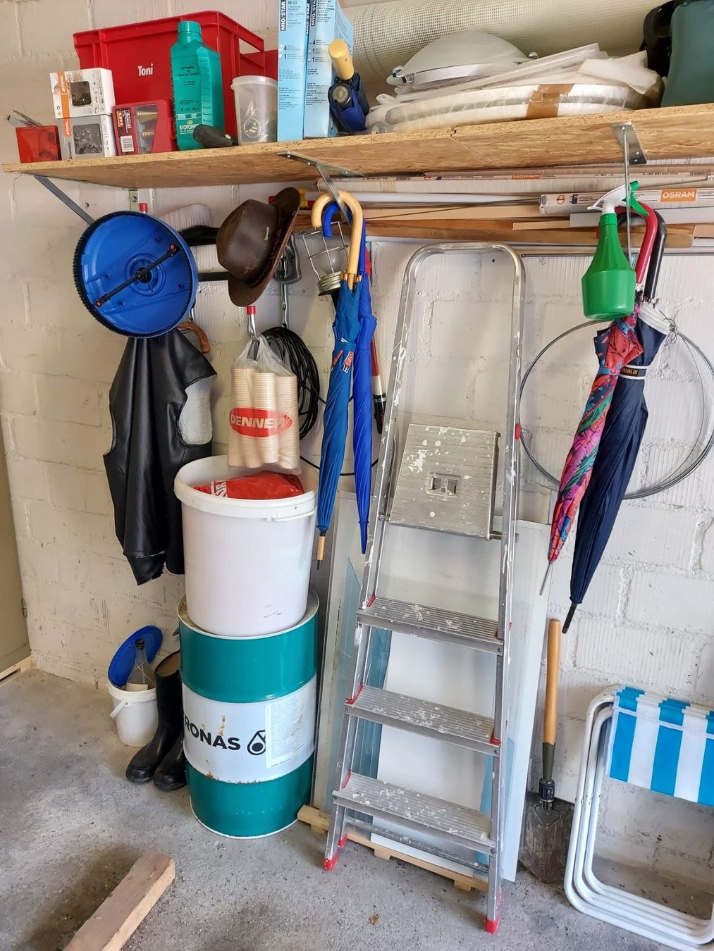 Tutti gli attrezzi: Werkstattbedarf Garage und Div. – Usato da Rudolfsetten venduto da Spidine52 7