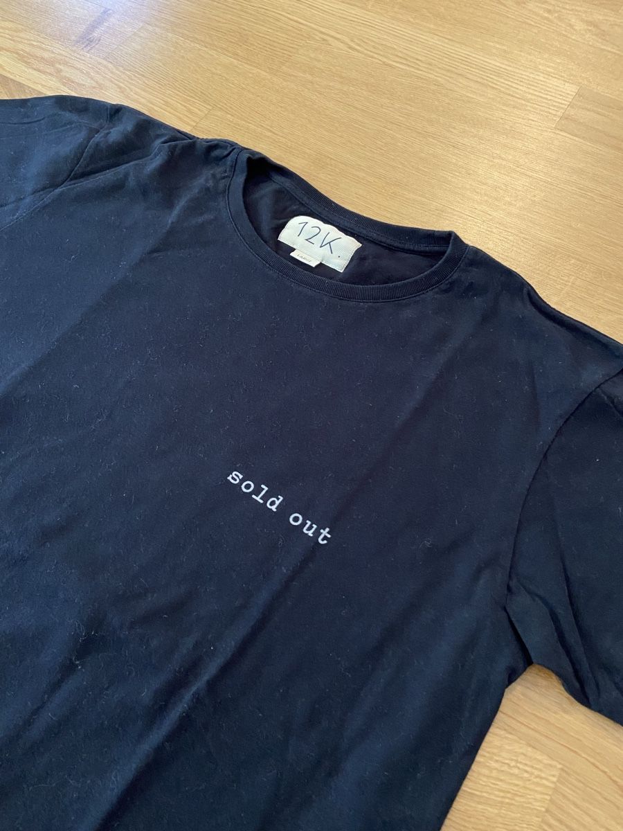 T-shirt: 12k. Tee / T-Shirt – Usato da Schaffhausen venduto da golazo_vines 1