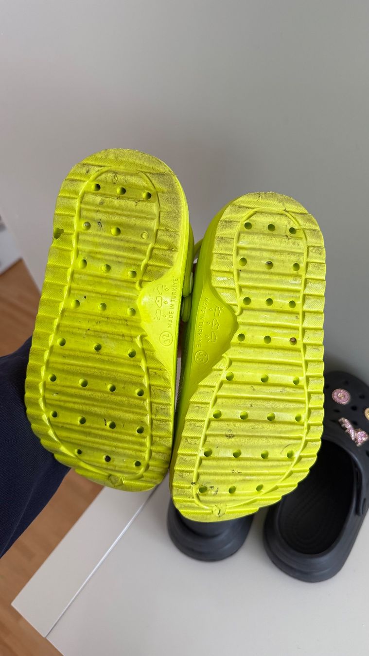 Schuhe für Jungen: Süße Badeschuhe gr.32 – Gebraucht aus Winterthur von -BeHappy24- 7